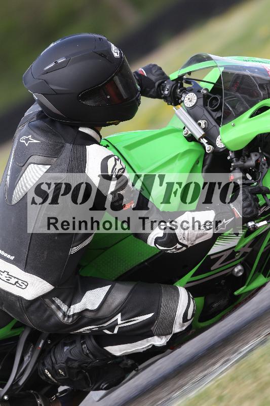 /Archiv-2025/05 14.04.2025 Plüss Moto Sport ADR/Freies Fahren/123